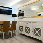 Wola Mirow 3 * Varsóvia