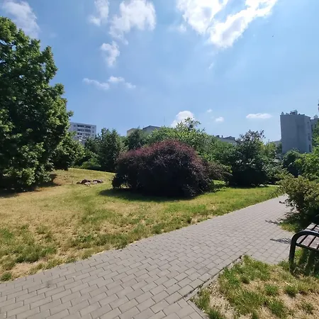 아파트 Wola Mirow 3